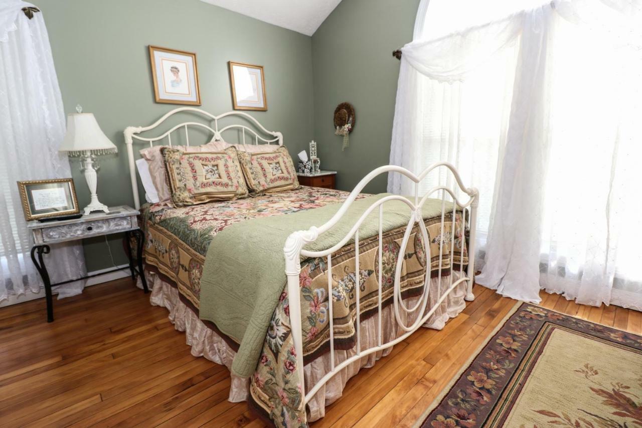 Hill House Bed And Breakfast Loretto Exteriér fotografie
